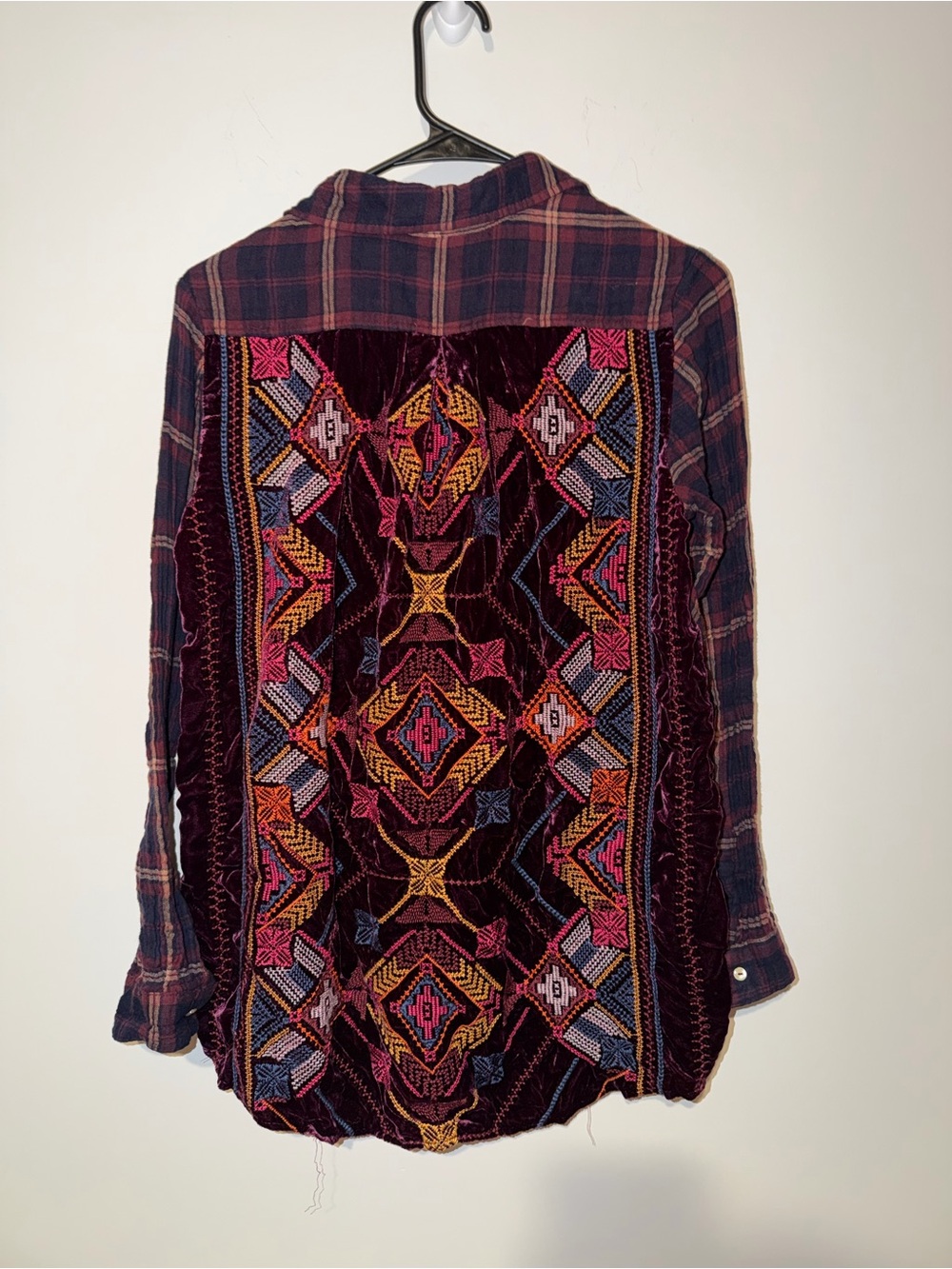 Embroidered Velvet-Back Plaid Women's Shirt Jacket - Burgundy Size:XS